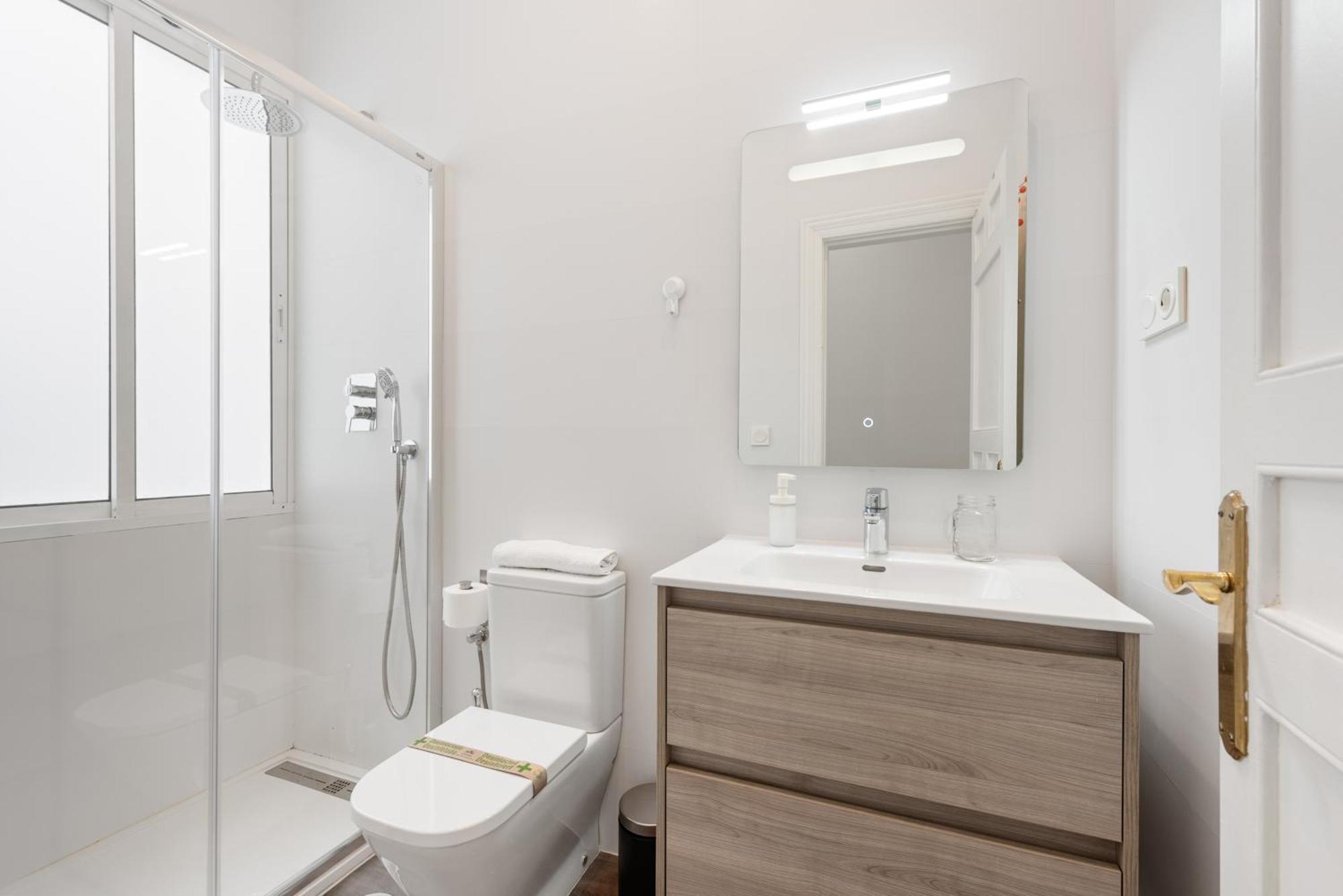 Apartment Apto Luminoso Al Lado De Plaza Uncibay - 2 *